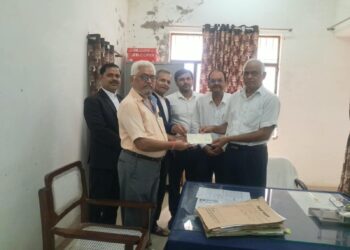 रिटायर्ड कर्मचारी कैलाश नाथ पाठक को मिला न्याय।