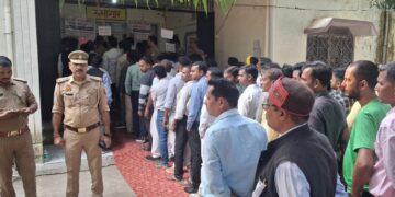 दुद्धी में खंड शिक्षक निर्वाचन में 78.63 प्रतिशत, स्नातक में 56.52 फीसदी मतदान।