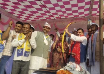 सोनभद्र में AAP सांसद संजय सिंह का बड़ा ऐलान – बिजली, पानी, जमीन अधिग्रहण पर सरकार को घेरा।